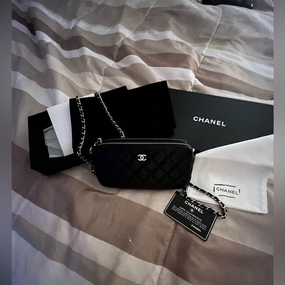 Chanel wallet on chain